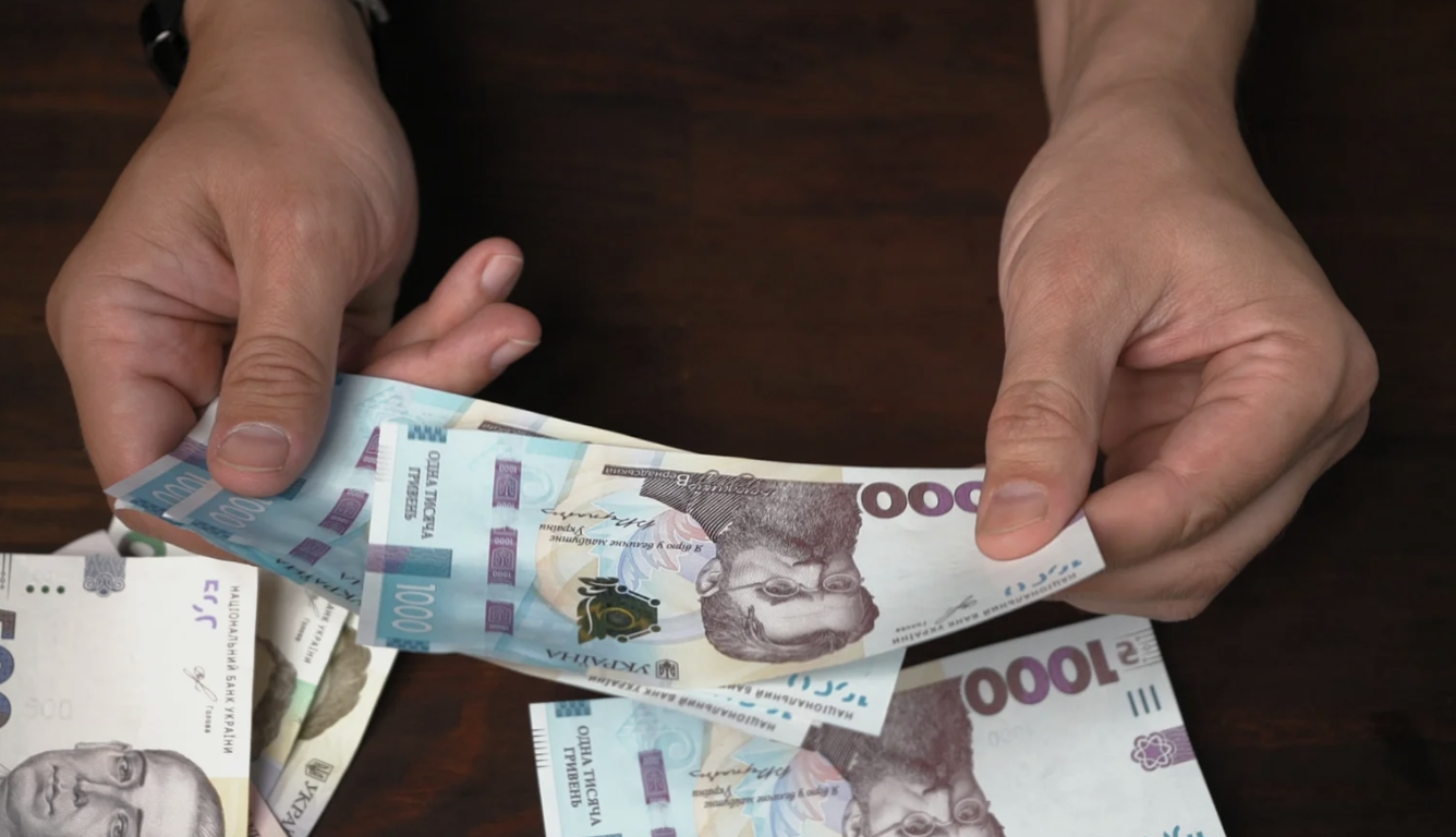 Зеленський доручив підвищити зарплати вчителям у 2026 році: що відомо