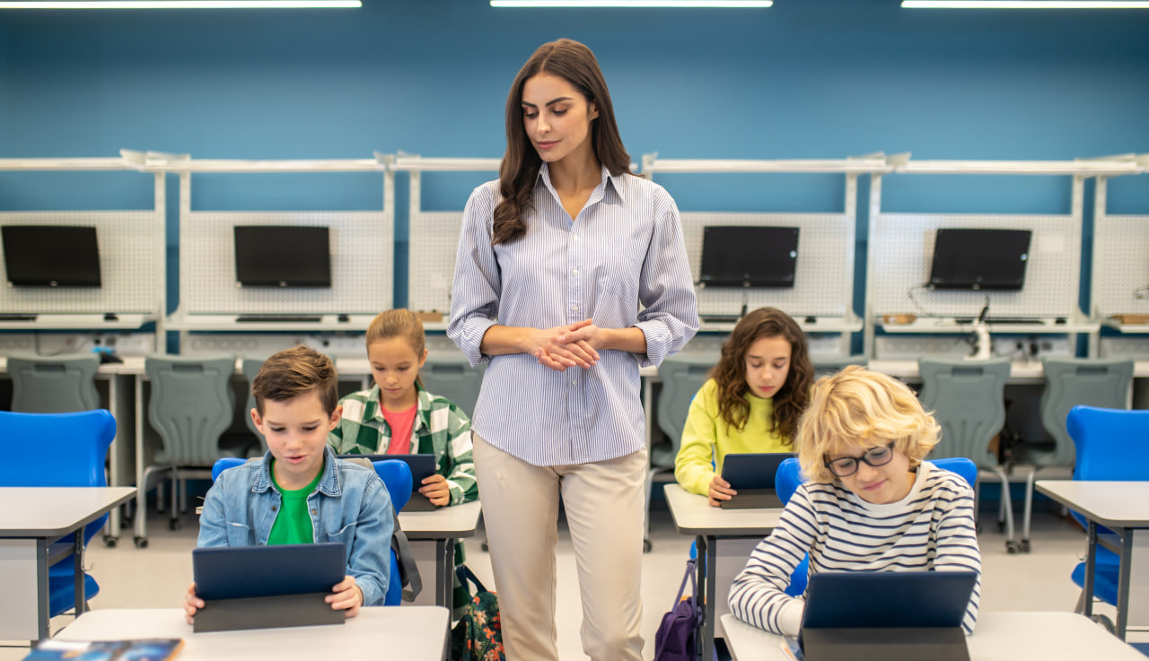 жінки в освіті вчителі викладачі директори гендерна рівність освіта в Україні