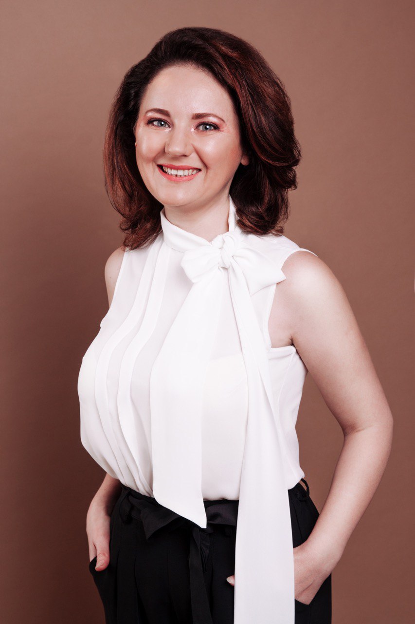 Марія Симкович, авторка посібника