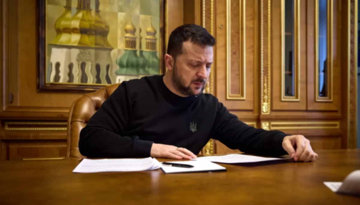 <b>Володимир Зеленський</b> підписав указ про створення Військово-морської академії в Одесі