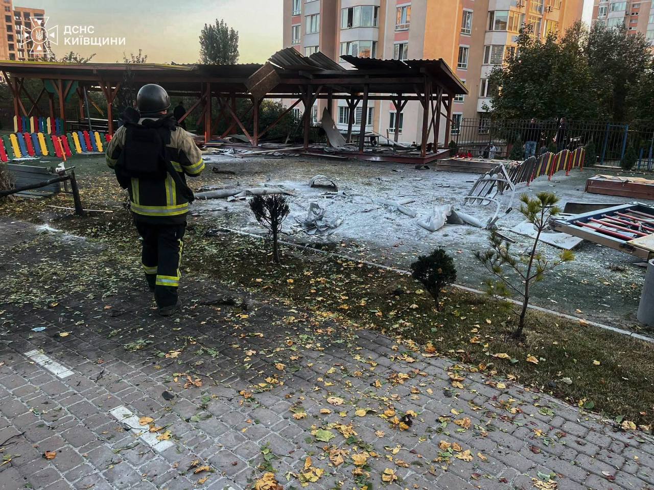удари по освіті