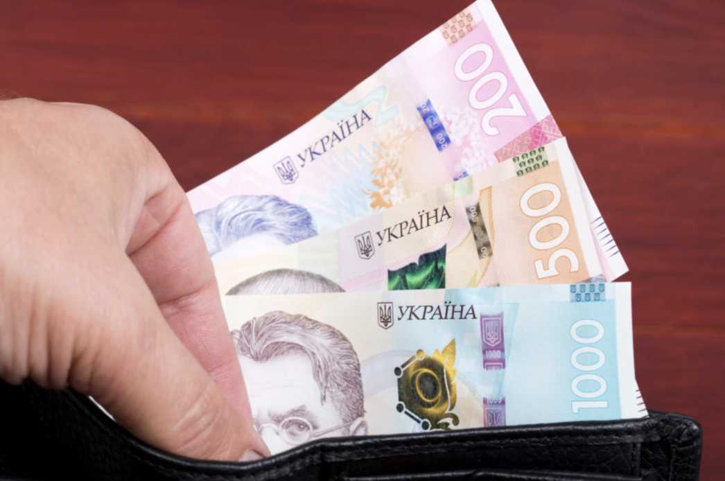 Освітня омбудсменка закликає реформувати систему зарплат учителів