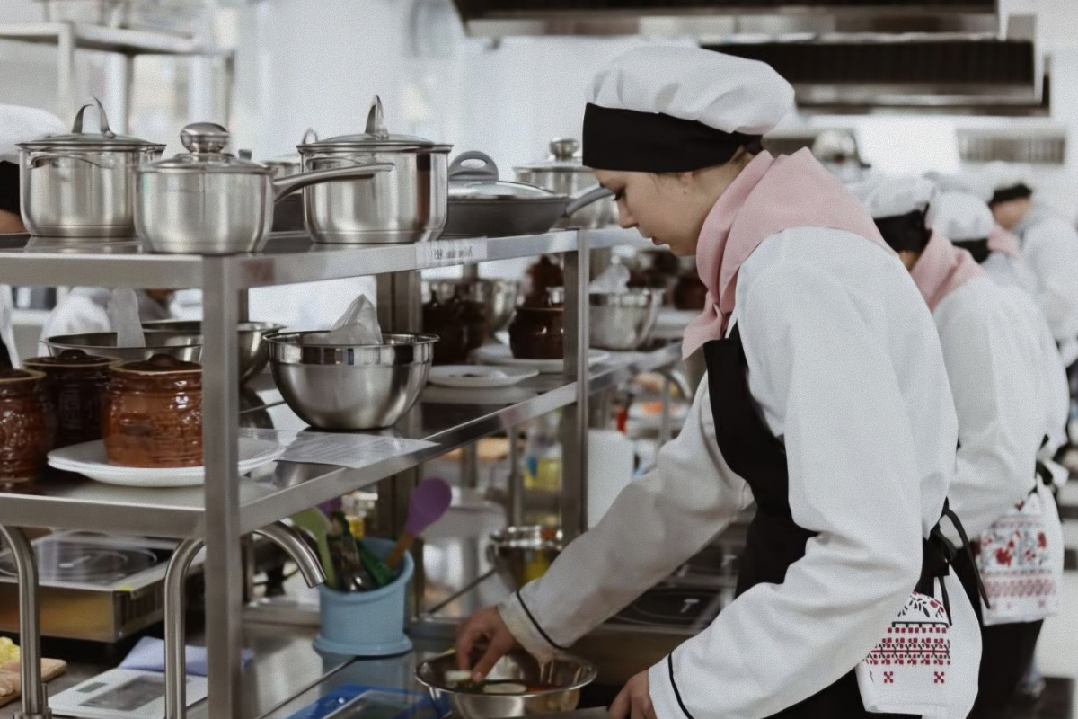 Гроші на розвиток: дієві поради, як закладам профосвіти стати фінансово незалежними