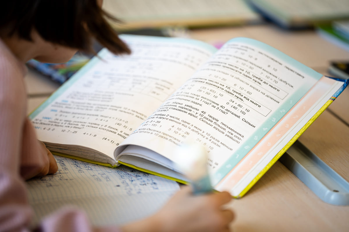 Як написати підручник чи модельну програму? Розповідаємо про навчання в «Школі авторів»