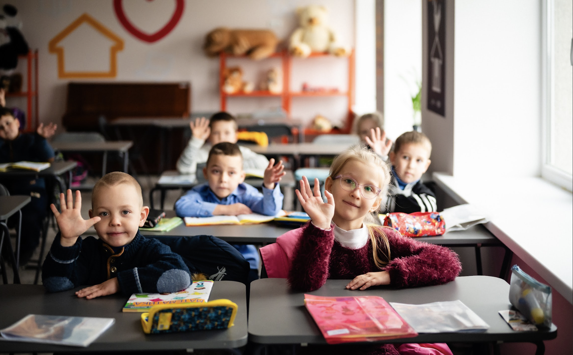 Офлайн-навчання повертається: на Миколаївщині відкрили тимчасову школу