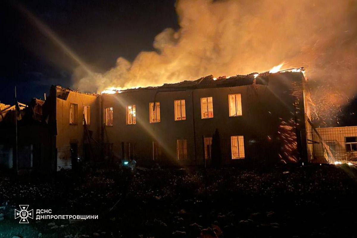 Російські дрони атакували заклади освіти в Дніпропетровській та Сумській областях