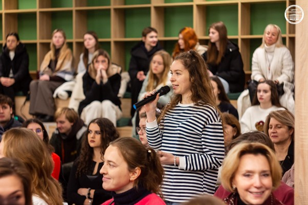 Студенти та викладачі КНУ ім. Шевченка на відкритті нового укриття