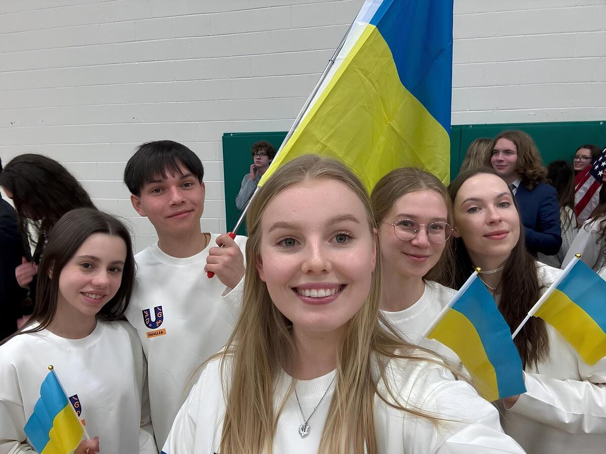 «Творити майбутнє можна вдома» — як освітня програма UActive розвиває активність підлітків