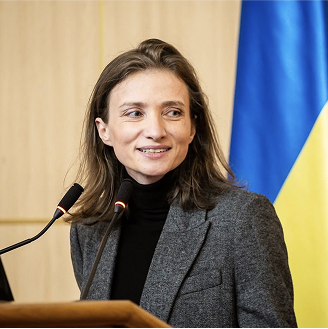 Юлія Топольницька